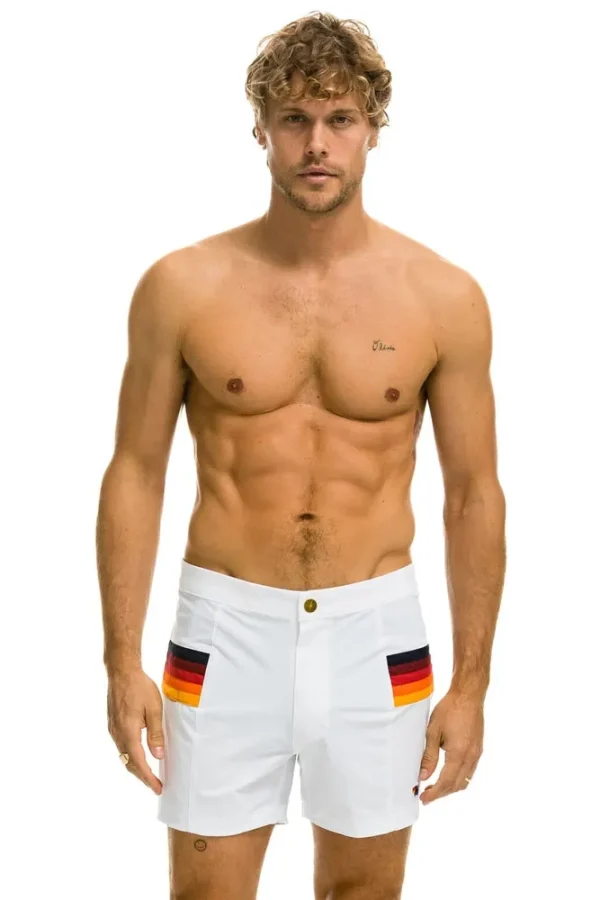 MEN'S HORIZONTAL 5 STRIPE FLEX SHORTS